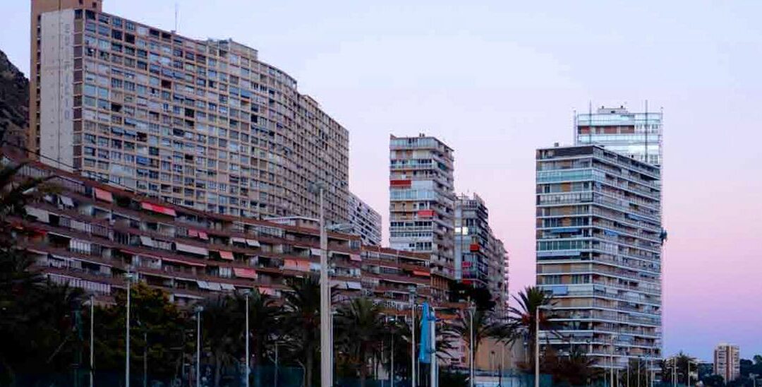 Un proyecto para mirar la arquitectura de Alicante a través de los ojos de 20 expertos en cultura